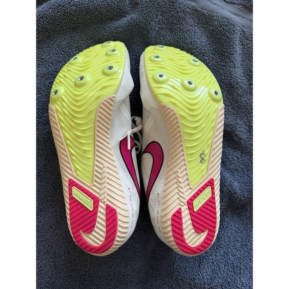 Nike track and field white/pink tennis shoes, no spikes, men\'s 13 NWOT main image 4